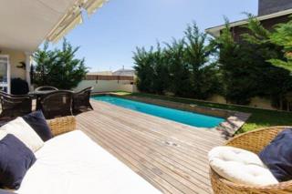 To Let 2 Bedroom Property for Rent in Fresnaye Western Cape